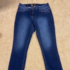 Women’s skinny Stretch jeans size 5